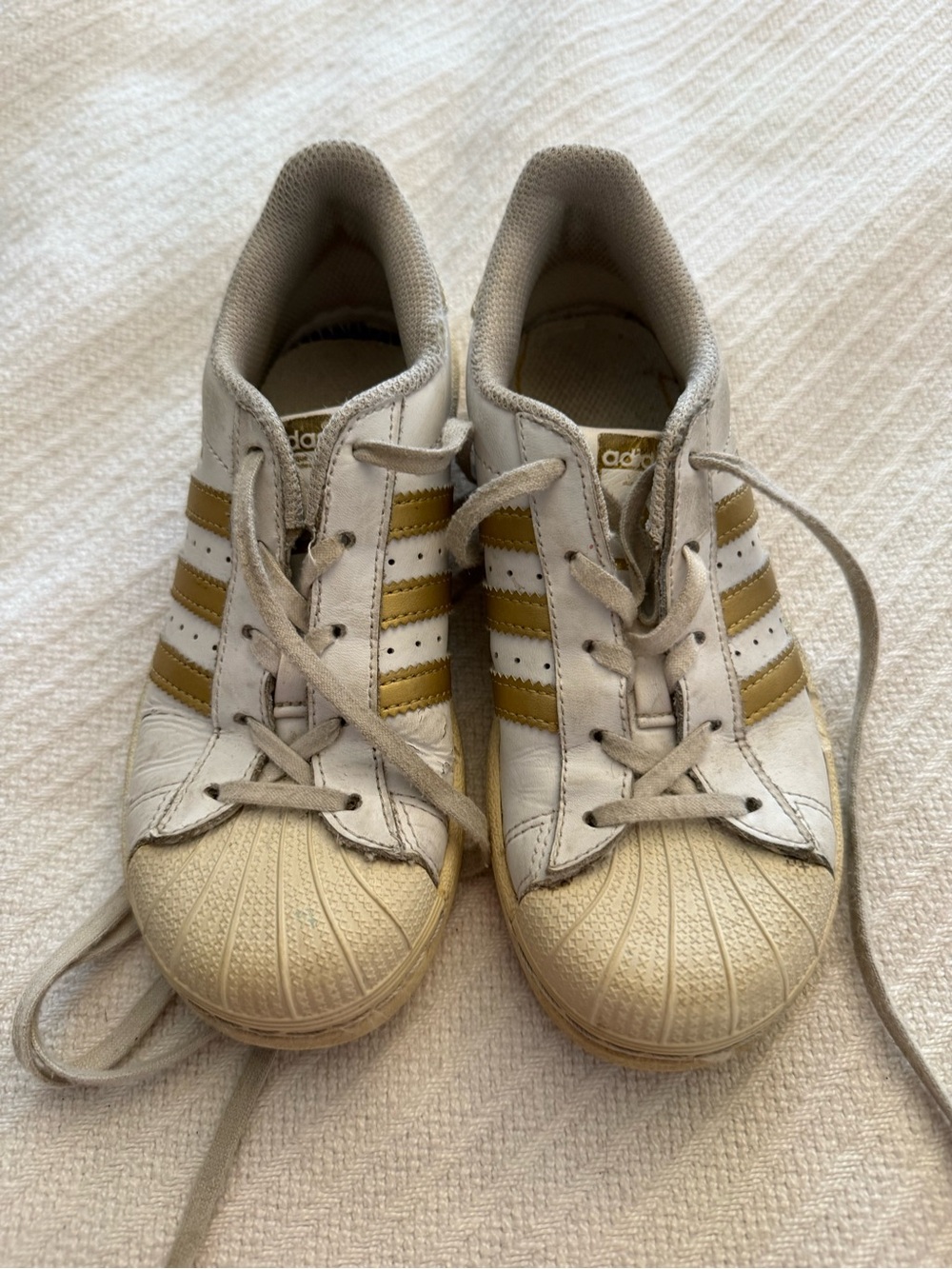 adidas Kids Cream and Gold Classic Sneakers